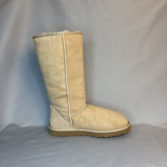 Womens UGG Boots Sz 7 Classic Tall Sand Sheepskin Suede Wool Boho Festival $220 - Picture 4 of 15